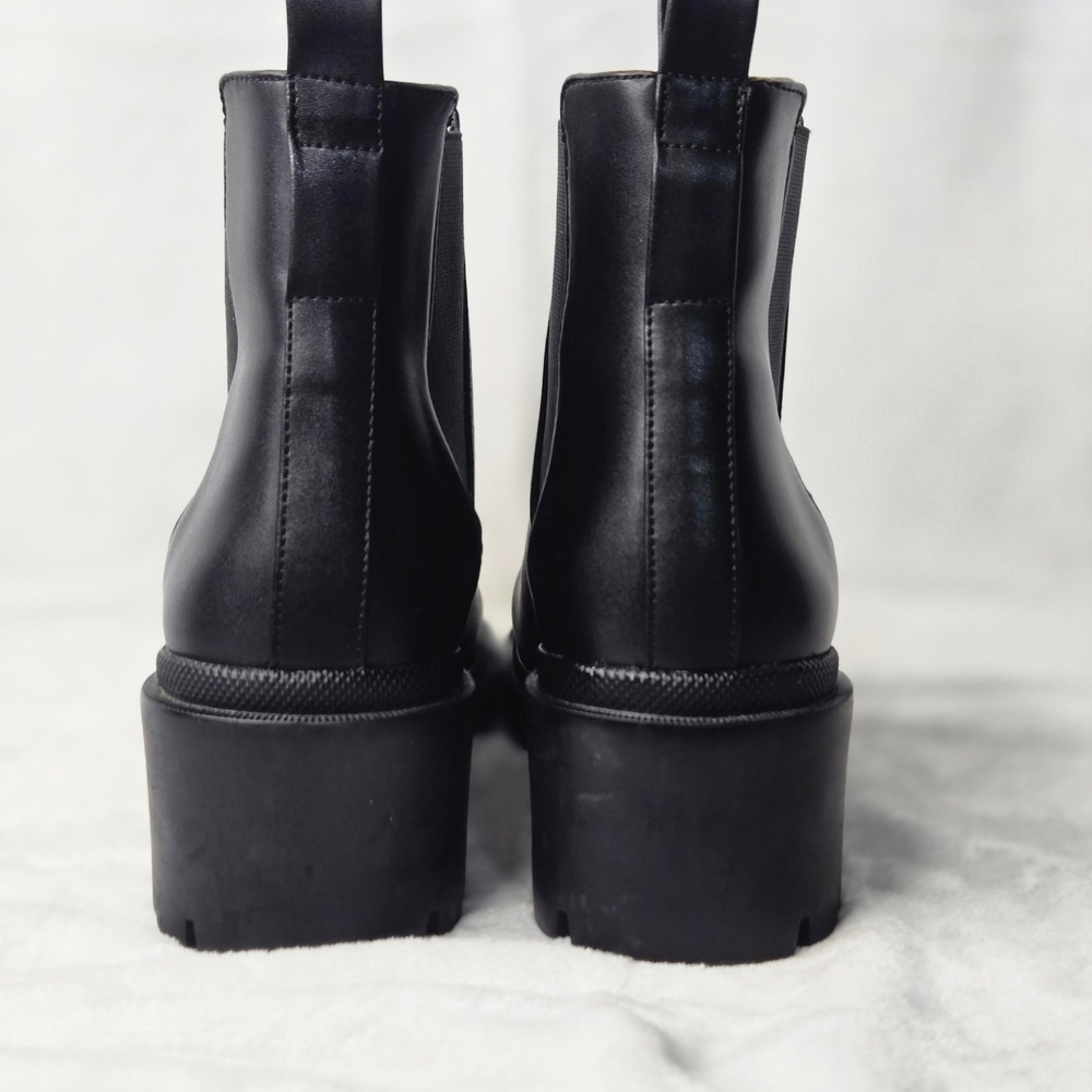 Steve Madden Amulet Black Lug Sole Chelsea Ankle Boots AMUL01S1 Womens 9.5M - Picture 10 of 10